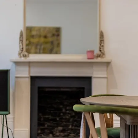 Elegant 1 Bedroom Flat In The Heart Of Kensington London