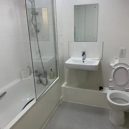 公寓 Entire 1 Bedroom To Yourself *