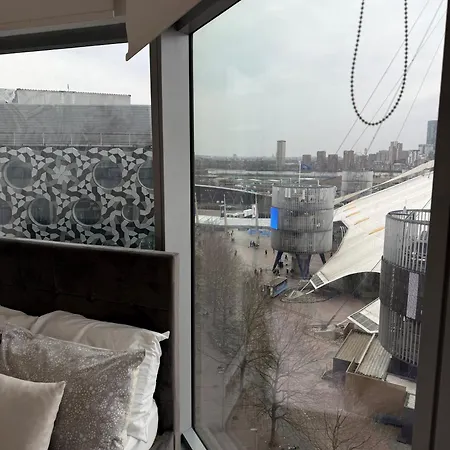 Apartment 02 Arena View