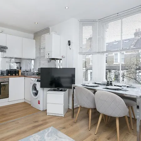 Amazing Two Bedroom Near Shepherd's Bush Market - Hr2 Apartment