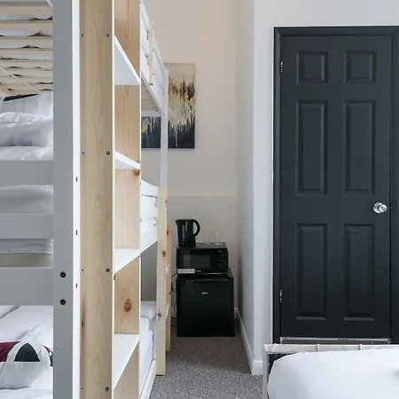 King Cross Collective - By Aura Hostel