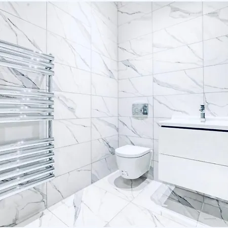 Holiday home The Opulence London