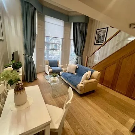 Kensington - Mezzanie Stylish Flat Apartment London