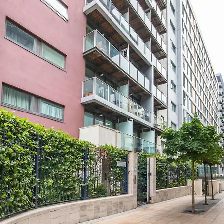 Apartment Blueground Nine Elms Doorman Furnished Lon-580
