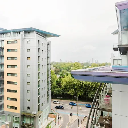 Blueground Nine Elms Doorman Furnished Lon-580 Apartment *