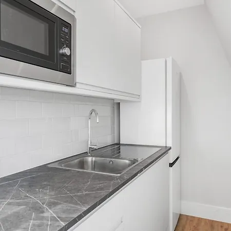 2 Bed Spacious Brand New Flat * London