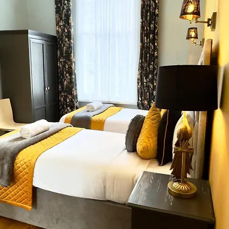 Piccolino Hyde Park 2* London