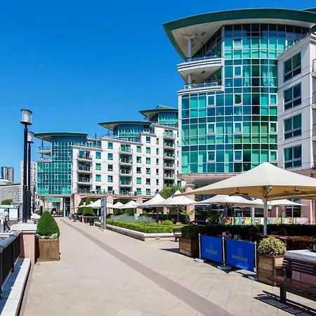 Veeve - River Views From Vauxhall London