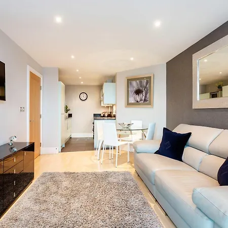 Apartment Veeve - River Views From Vauxhall