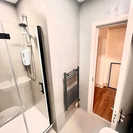 Apartment Fully Refurbed 2025 1 Minute To Old Street Station