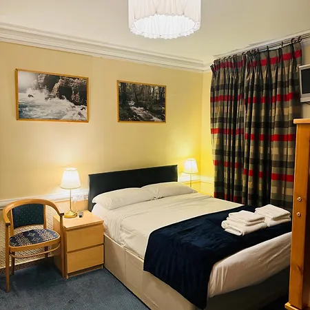 The Beverley House 2* לונדון
