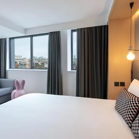 Assembly Leicester Square 3* Londyn