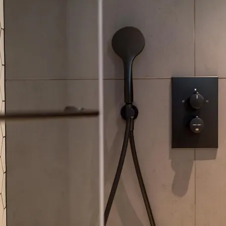 Hotel Assembly Leicester Square 3*