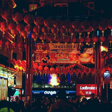 阿塞姆布利酒店 酒店 3*