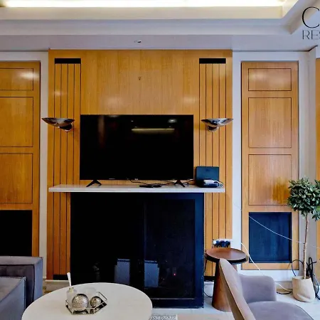 Apartment Harrods Hideaway 3 Bedroom Flat *