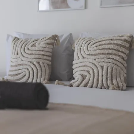 Arte Stays: Spacious Garden House In Stratford With Free Parking