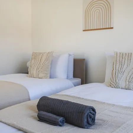 Holiday home Arte Stays: Spacious Garden House In Stratford With Free Parking *