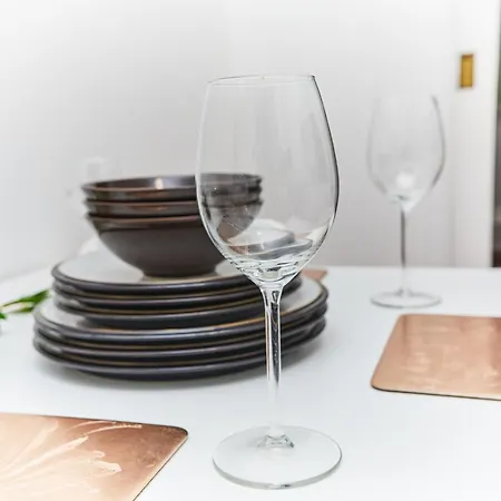 Emerald A Star Proximity Apartment London