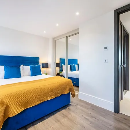 Premium Hungerford Road Apartment *
