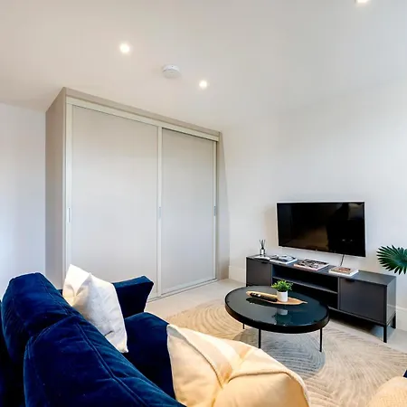 Premium Hungerford Road Apartment *