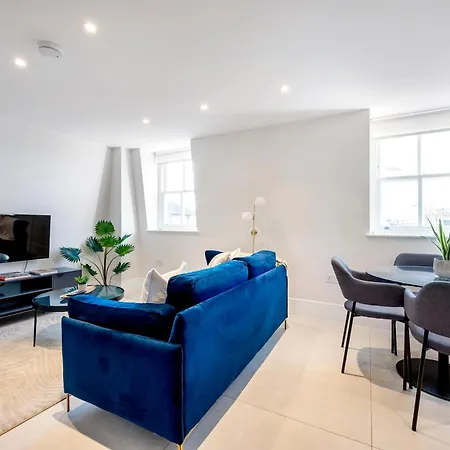 Premium Hungerford Road London