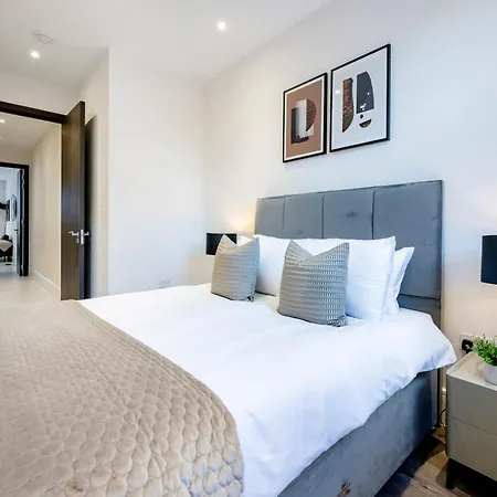 Premium Hungerford Road Apartment *