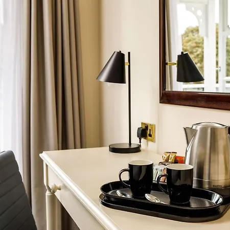 Mercure London Staines-Upon-Thames Hotel London