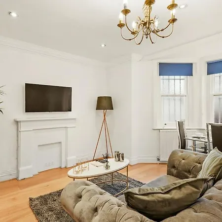 Heavenly Stays, Knightsbridge, Warm 1-bd Getaway Apartment