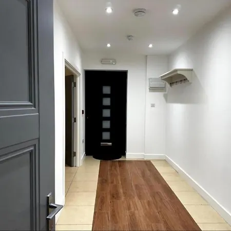 Luxury Garden Flat London *