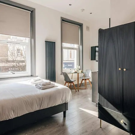 2 - Gorgeous In Earls Court Holiday home *
