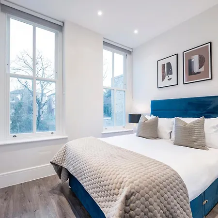 Premium Hungerford Road * London