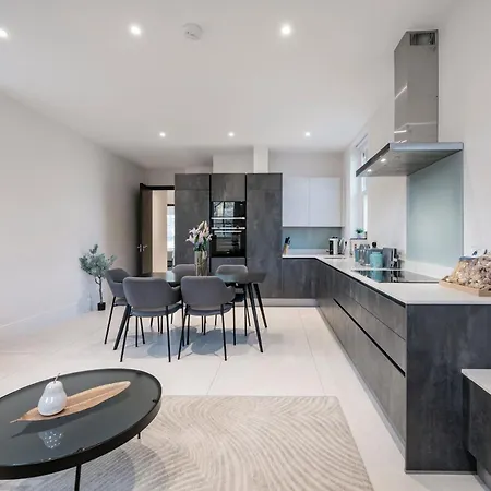 Apartment Premium Hungerford Road London