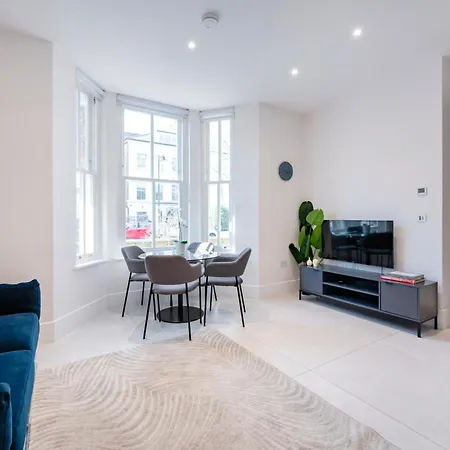 Premium Hungerford Road Apartment
