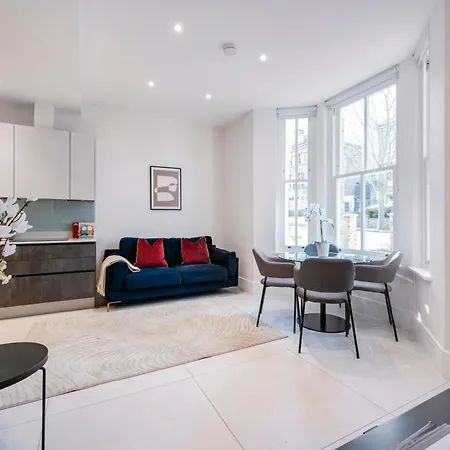Premium Hungerford Road Apartment *