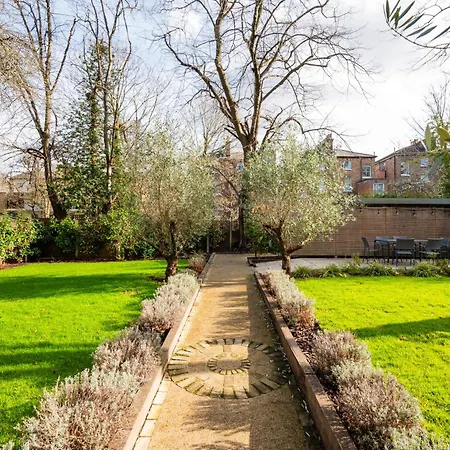 Premium Hungerford Road Apartment *