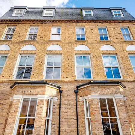 Apartment Premium Hungerford Road London