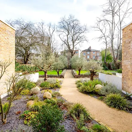 Premium Hungerford Road Apartment