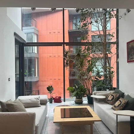 Apartment Modern Duplex In