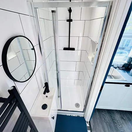 61 Studio, Ideal For Tourists High Recommend!!! *