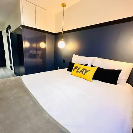 Guest house 61 Studio, Ideal For Tourists High Recommend!!! *