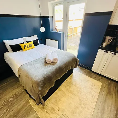 61 Studio, Ideal For Tourists High Recommend!!! Guest house