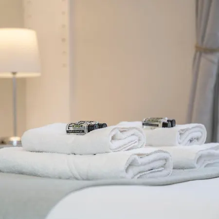 Lovely First Floor 1br Flat In Notting Hill Apartment *
