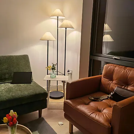 Villa Feel London's Tranquility *