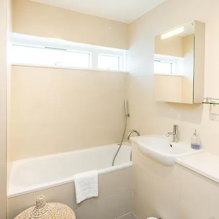 Bright 2-bed Flat Near St Paul's Apartment London