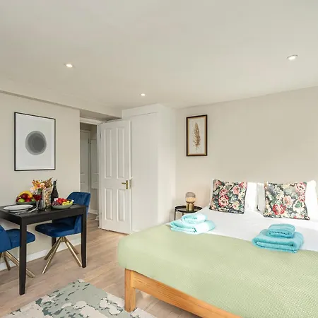 Park Apartment London