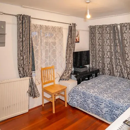 4 Bedroom House Rented By The Affittacamere *