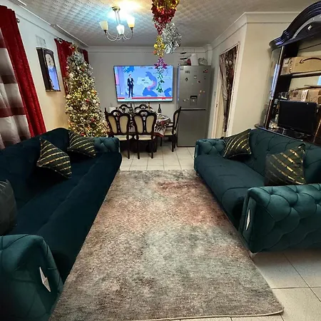 Affittacamere 4 Bedroom House Rented By The *