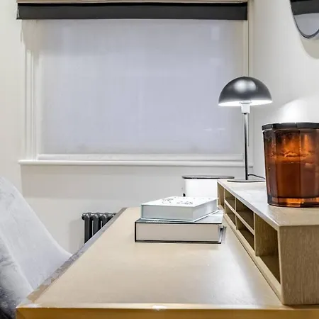 아파트 Luxurious 3 Bed Covent Garden Penthouse *