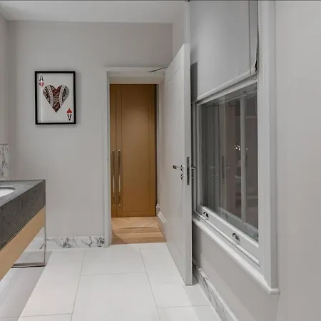 아파트 Luxurious 3 Bed Covent Garden Penthouse *