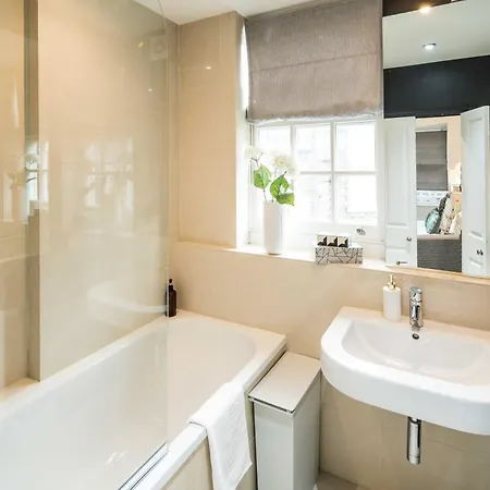 Victoria-luxury House-palace-central Villa London